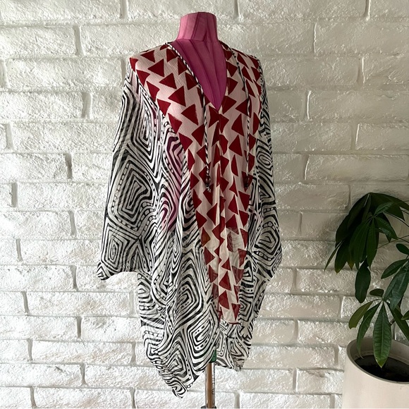 Zara Asymmetrical Kaftan - Picture 11 of 12